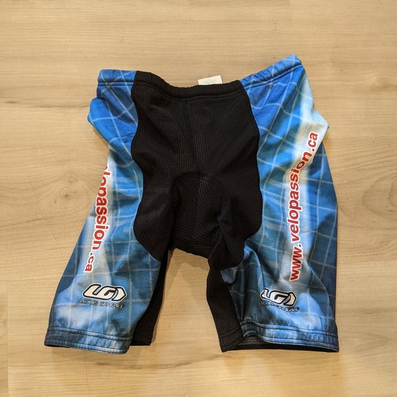 Montain bike kit (padded shorts and top) - Picture 3 of 4